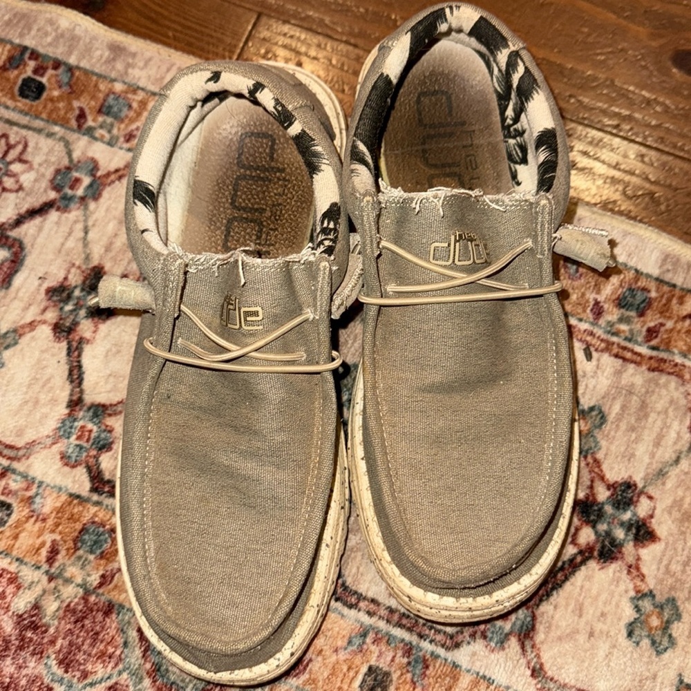 Hey dude Wally stretch GUC. (BT 4)